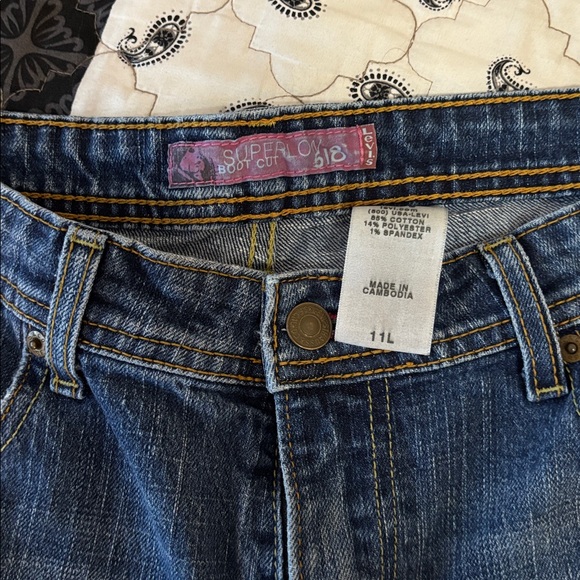 🌺 Levi's Straight Leg Jeans - Picture 2 of 6